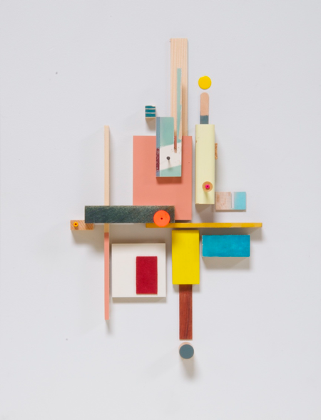 Compositie 04, 2019 | Oplage 1/1 | 48 x 36 cm | div. soorten hout/multiplex, lak (water/terp.), karton, kunststof, stof | Floris Hovers | Gallery Untitled